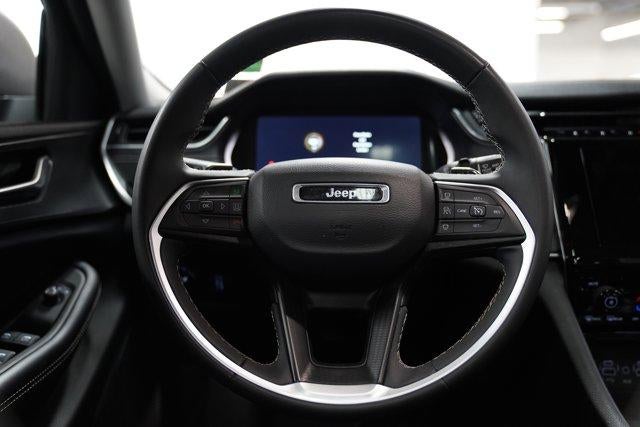 2023 Jeep Grand Cherokee Laredo X 4x4