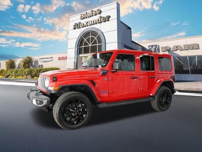 2025 Jeep Wrangler 4xe Sahara 4x4