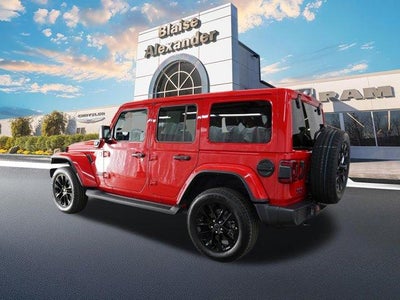2025 Jeep Wrangler 4xe Sahara 4x4