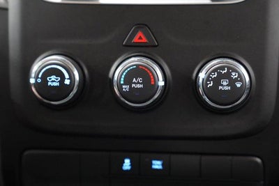 2017 RAM 1500 Express 4x4 Quad Cab 6'4" Box