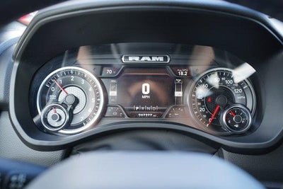 2022 RAM 1500 Big Horn 4x4 Crew Cab 5'7" Box
