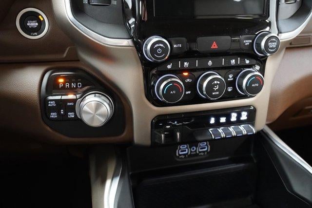 2020 RAM 1500 Laramie 4x4 Crew Cab 5'7" Box