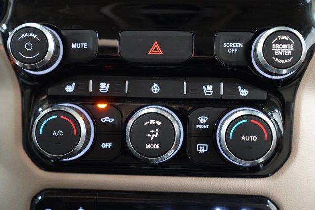 2020 RAM 1500 Laramie 4x4 Crew Cab 5'7" Box