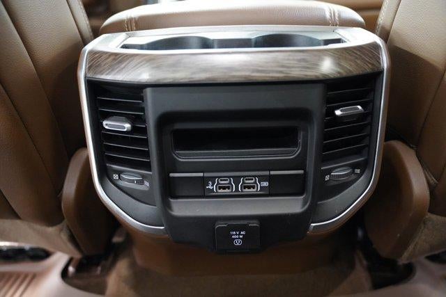 2020 RAM 1500 Laramie 4x4 Crew Cab 5'7" Box