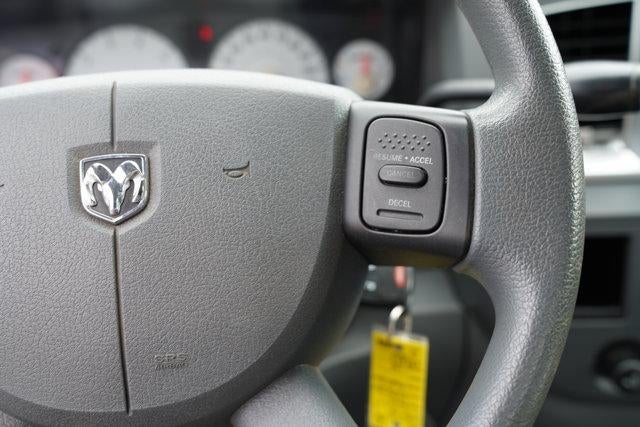 2007 Dodge Ram 1500 2WD Regular Cab 8 Ft Box SLT