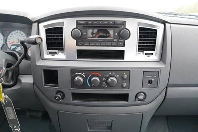 2007 Dodge Ram 1500 2WD Regular Cab 8 Ft Box SLT