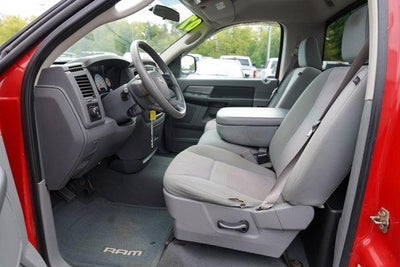 2007 Dodge Ram 1500 2WD Regular Cab 8 Ft Box SLT