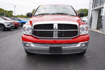 2007 Dodge Ram 1500 2WD Regular Cab 8 Ft Box SLT