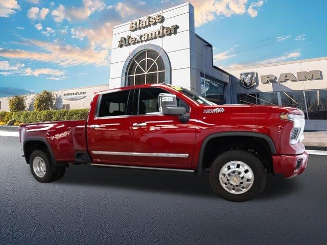 2024 Chevrolet Silverado 3500 HD Crew Cab Long Box 4-Wheel Drive High Country