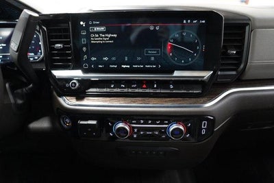 2024 GMC Sierra 3500HD Crew Cab Standard Box 4-Wheel Drive SLE