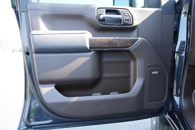 2020 GMC Sierra 3500HD Crew Cab Long Box 4-Wheel Drive Denali