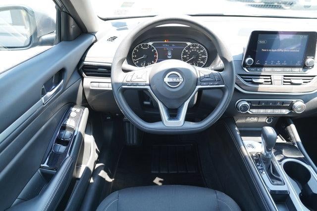 2023 Nissan Altima 2.5 SV Sedan