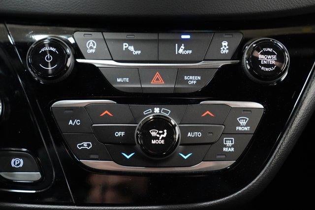 2026 Chrysler Pacifica Select FWD