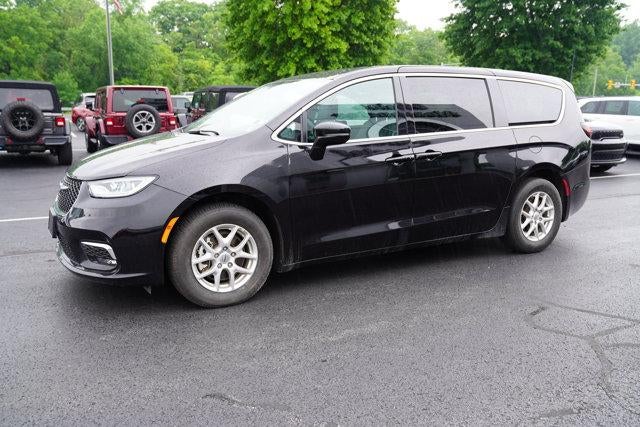 2025 Chrysler Pacifica Select FWD