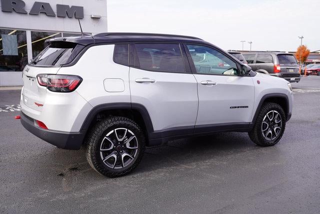 2025 Jeep Compass Trailhawk 4x4