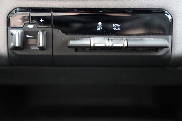 2024 RAM 2500 Big Horn 4x4 Crew Cab 6'4" Box