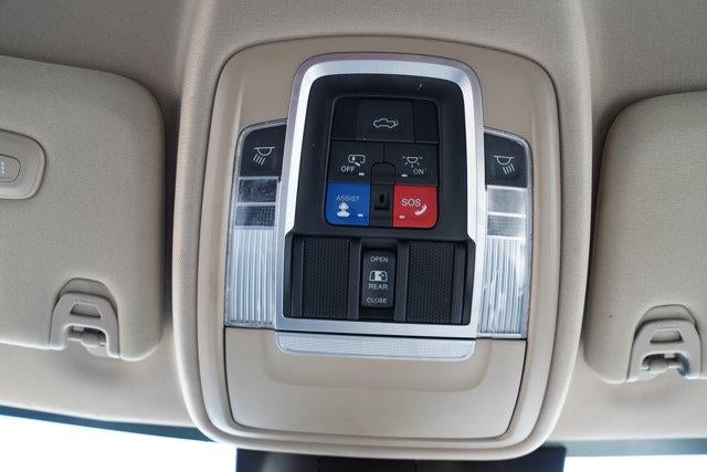 2019 RAM 2500 Laramie 4x4 Crew Cab 6'4" Box
