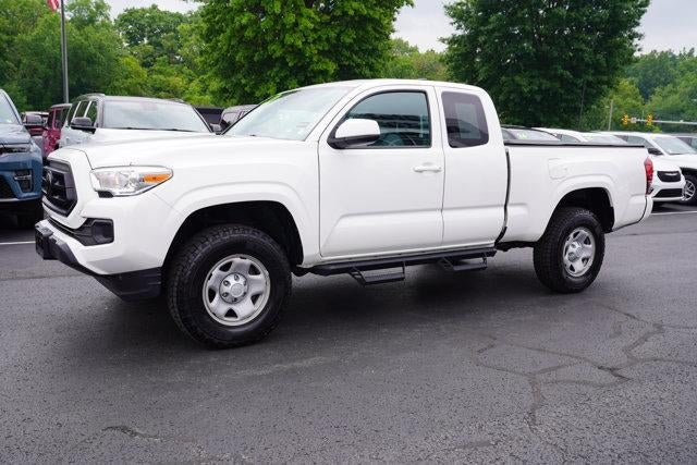 2022 Toyota Tacoma 4WD 4WD SR Access Cab 6' Bed I4 AT (SE)