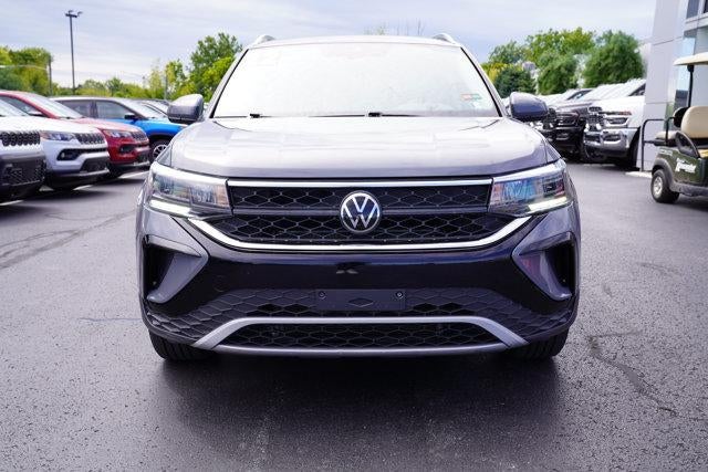 2022 Volkswagen Taos SE 4MOTION