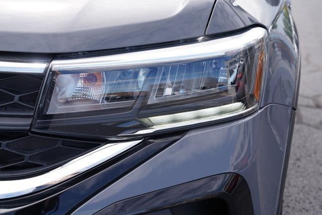 2022 Volkswagen Taos SE 4MOTION
