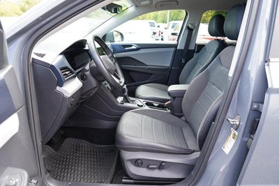 2022 Volkswagen Taos SE 4MOTION