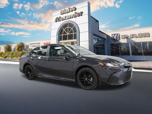 2026 Toyota Camry SE AWD (Natl)