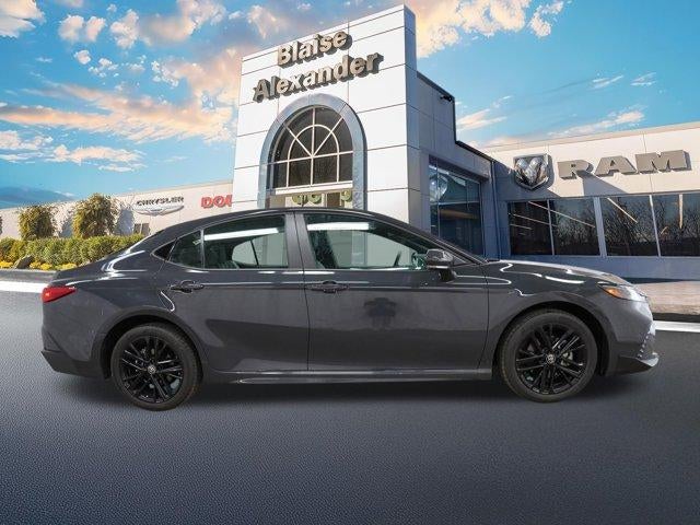 2026 Toyota Camry SE AWD (Natl)