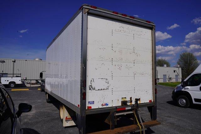 2019 Isuzu NPR HD 20 FT BOX TRUCK