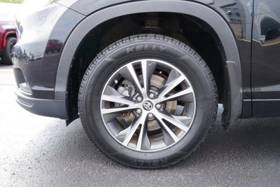 2016 Toyota Highlander AWD 4dr V6 XLE (Natl)