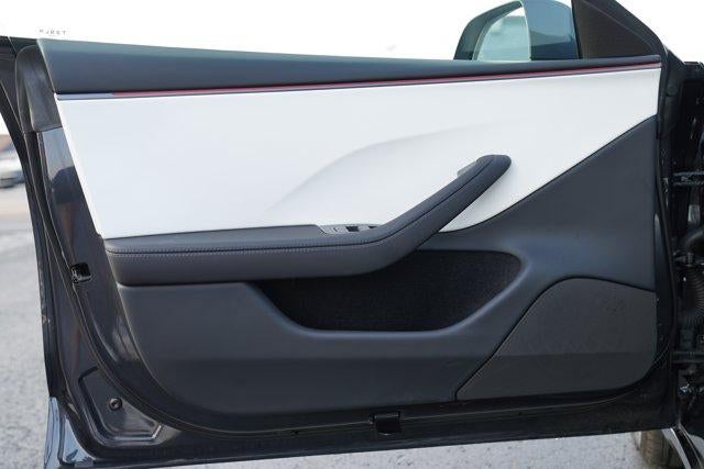 2026 Tesla Model 3 RWD