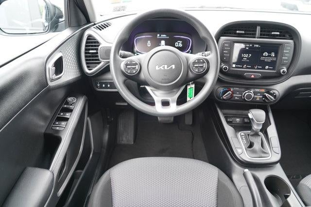 2025 Kia Soul LX FWD