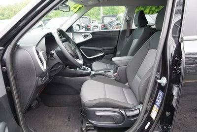 2025 Kia Soul LX FWD