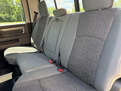 2017 RAM 1500 Big Horn 4x4 Crew Cab 5'7" Box