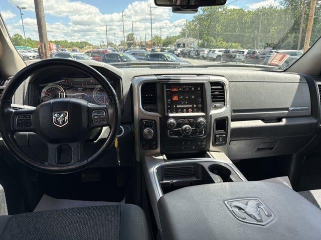 2017 RAM 1500 Big Horn 4x4 Crew Cab 5'7" Box