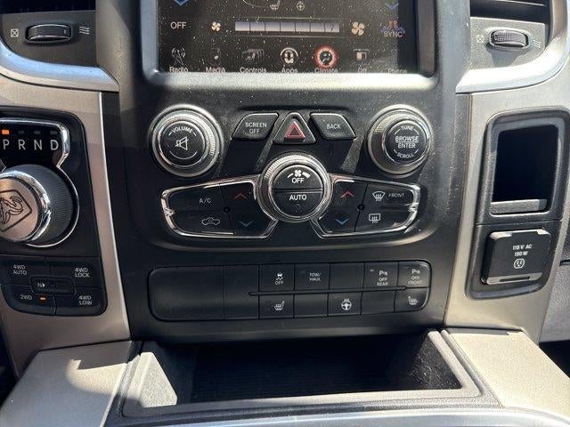 2017 RAM 1500 Big Horn 4x4 Crew Cab 5'7" Box