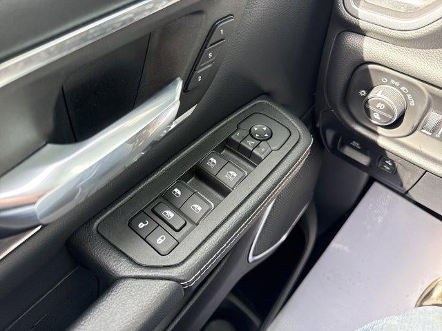 2026 RAM 1500 Laramie 4x4 Crew Cab 5'7" Box