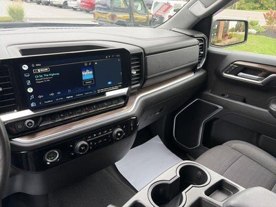 2022 Chevrolet Silverado 1500 Crew Cab Short Box 4-Wheel Drive RST