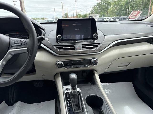 2025 Nissan Altima SV FWD