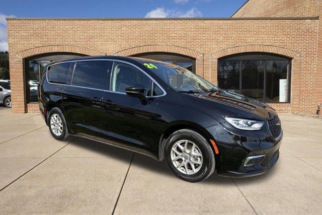 2024 Chrysler Pacifica Touring L FWD
