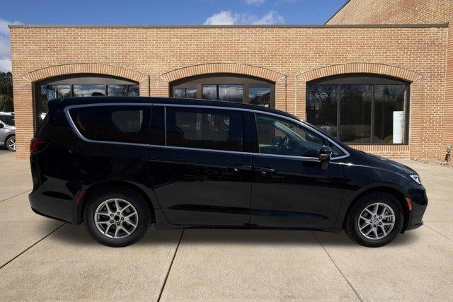 2024 Chrysler Pacifica Touring L FWD