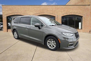 2023 Chrysler Pacifica Touring L FWD