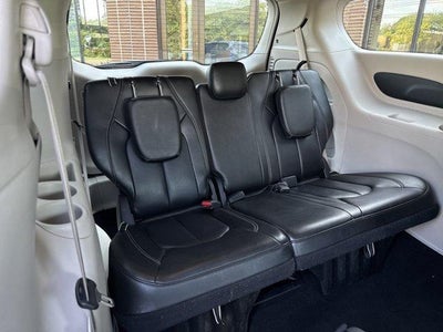 2023 Chrysler Pacifica Touring L FWD