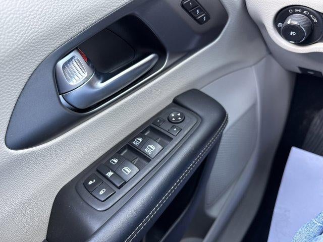 2023 Chrysler Pacifica Touring L FWD