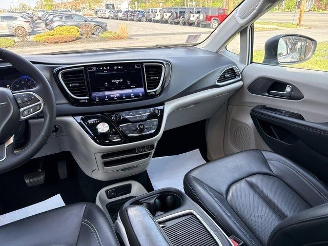 2023 Chrysler Pacifica Touring L FWD