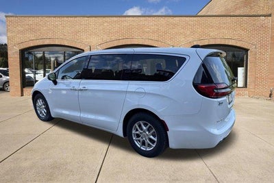 2023 Chrysler Pacifica Touring L FWD