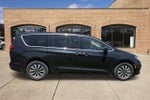 2023 Chrysler Pacifica Hybrid Touring L FWD