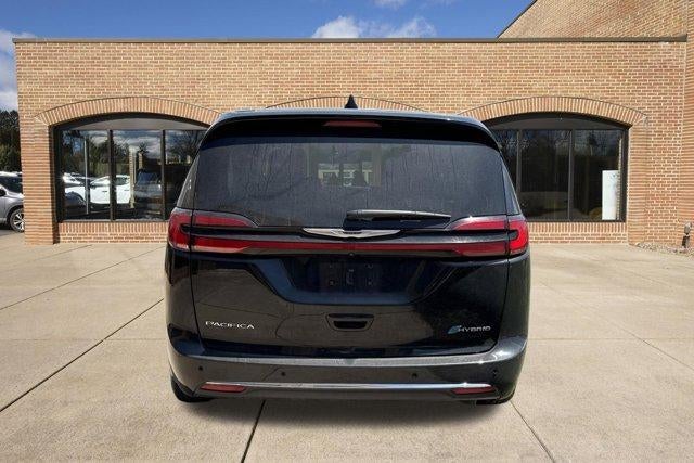 2023 Chrysler Pacifica Hybrid Touring L FWD