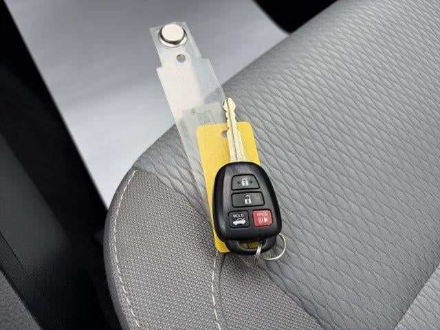 2016 Toyota Corolla 4dr Sdn CVT Auto LE (Natl)