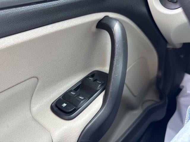 2018 Ford Fiesta SE Sedan