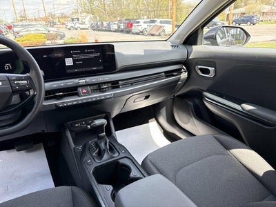 2025 Kia K4 LXS FWD
